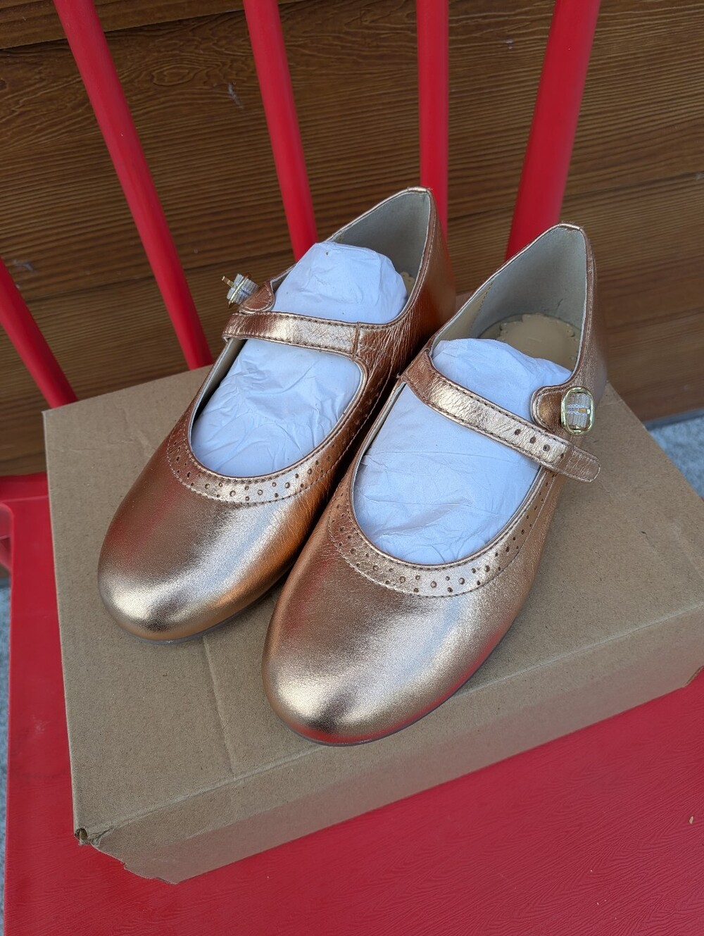 Girls Metallic Rose Gold Mary Jane Shoes with Buckle Strap